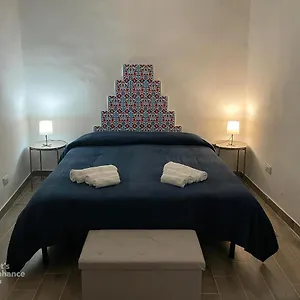 “le Maioliche Di Salita Artale” Palerme